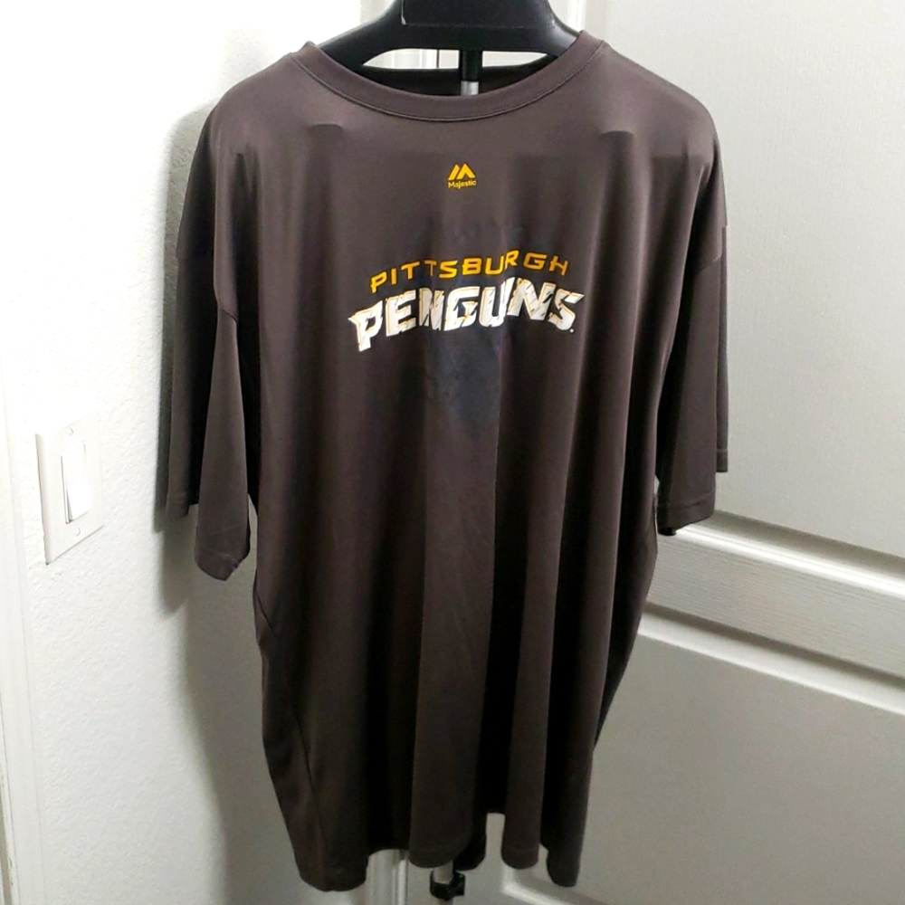 Pittsburgh Penguins hockey T-shirt